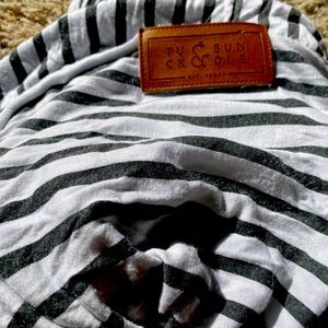 Tuck & Bundle baby wrap